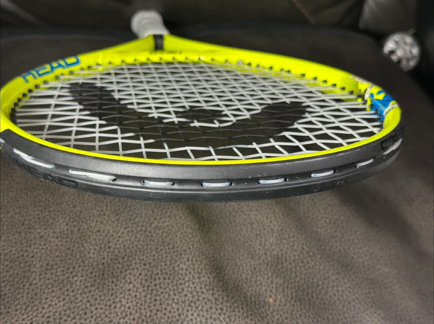 HEAD Graphene 360+ Speed MP Tennis Racquet image indicator(2)