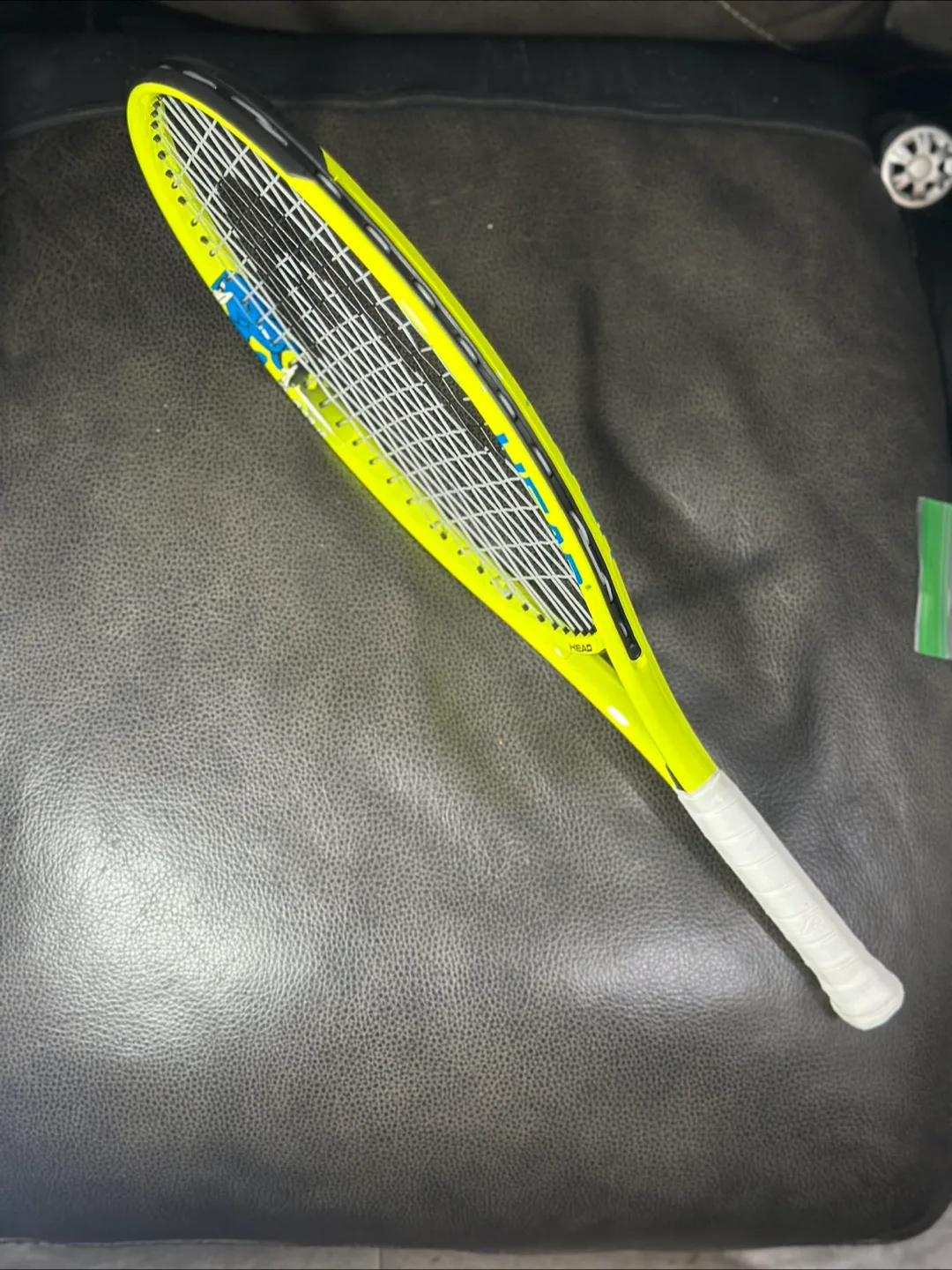 HEAD Graphene 360+ Speed MP Tennis Racquet image indicator(4)