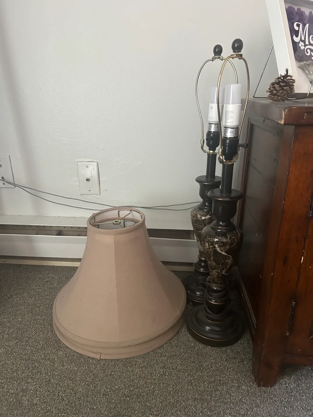 Pair of Hampton Bay Faux Marble Accent Lamps with Shades thumbnail