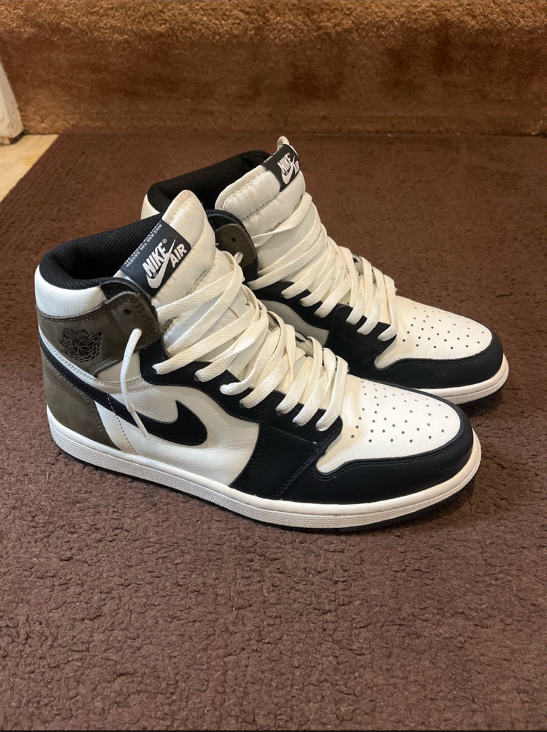 Air Jordan 1 Retro High OG 'Dark Mocha' US 11