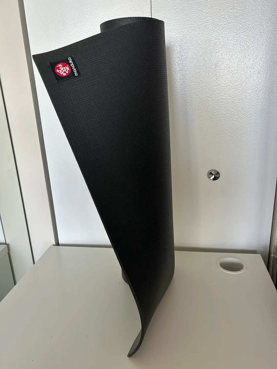 Manduka PRO Yoga Mat - Black thumbnail