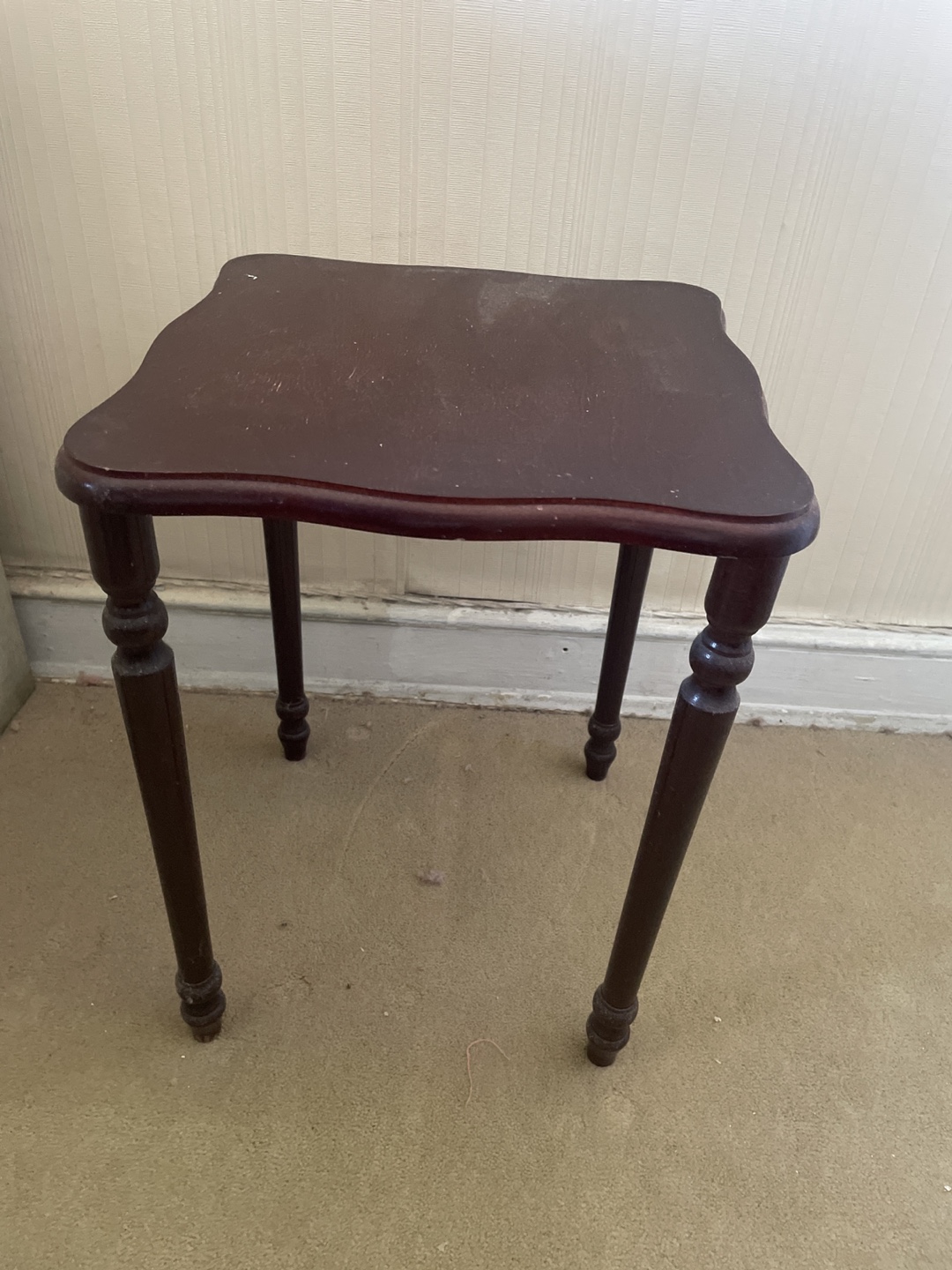 Small Wooden End Table - photo 2