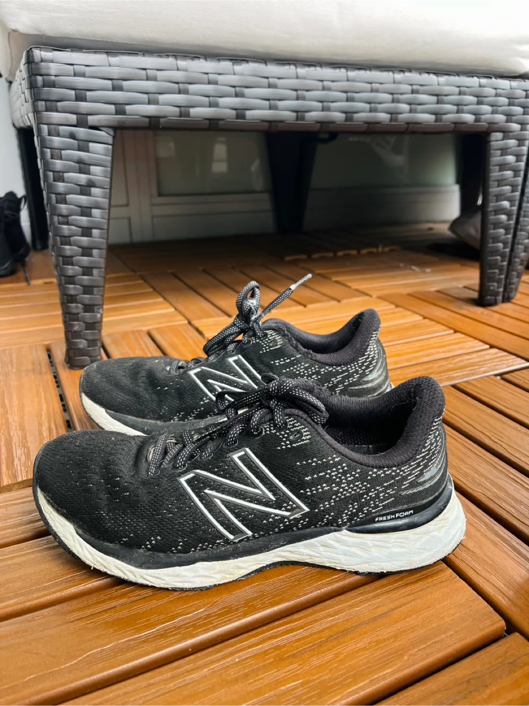 New Balance women’s Fresh Foam X 880 Running Shoes thumbnail
