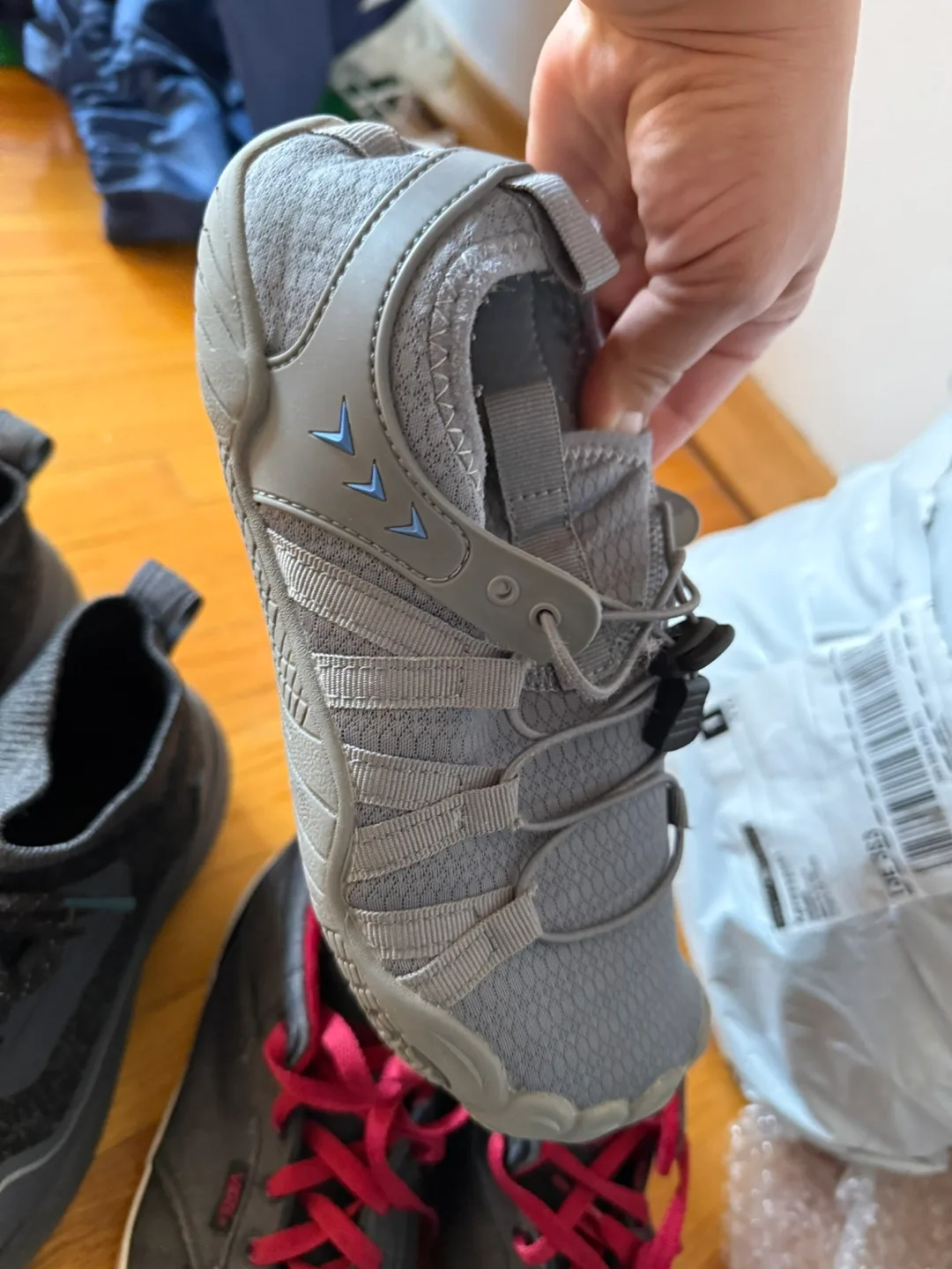 Three pairs of women shoes - Women's Sizes 7-8 image indicator(5)