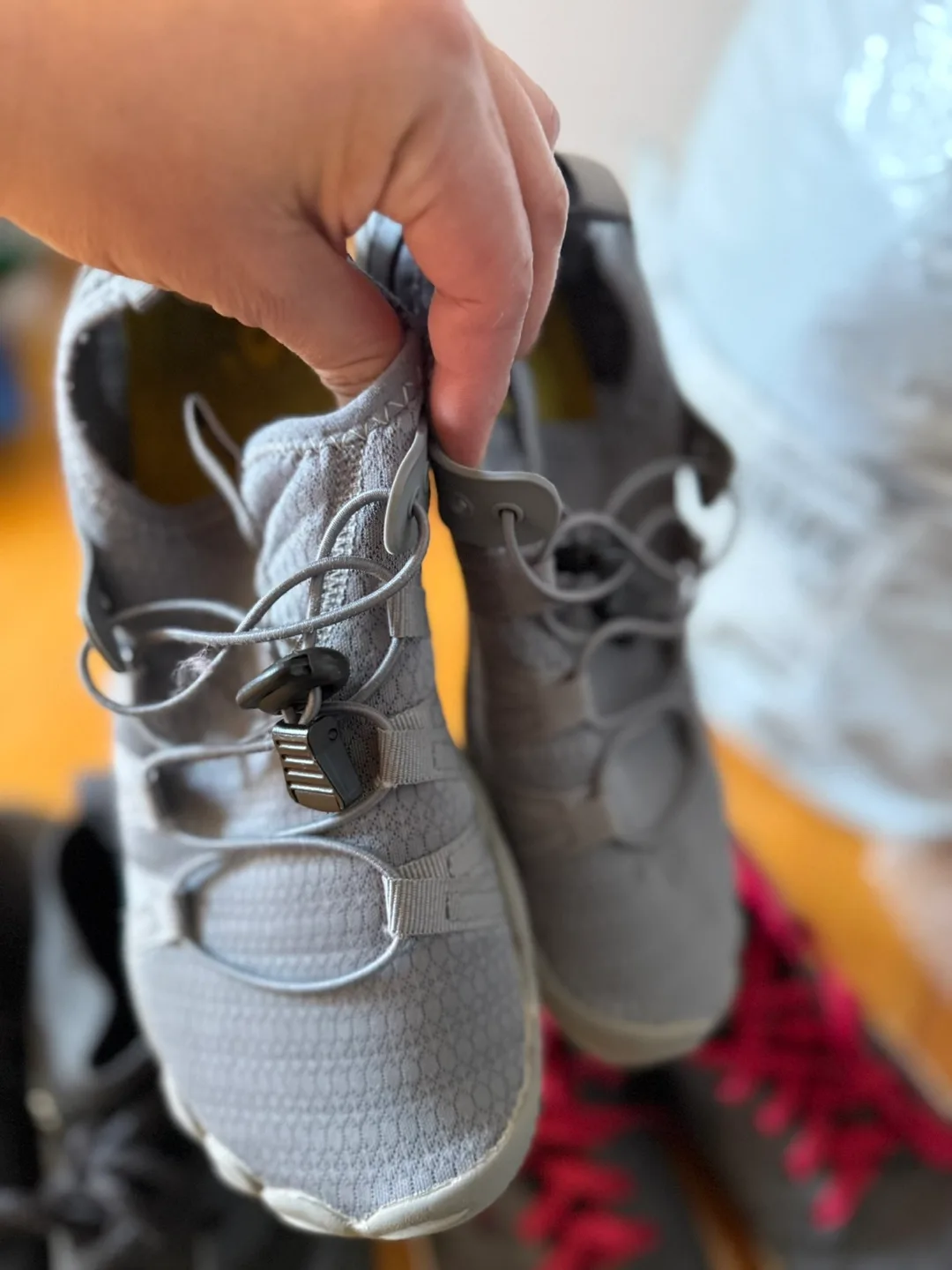 Three pairs of women shoes - Women's Sizes 7-8 image indicator(4)