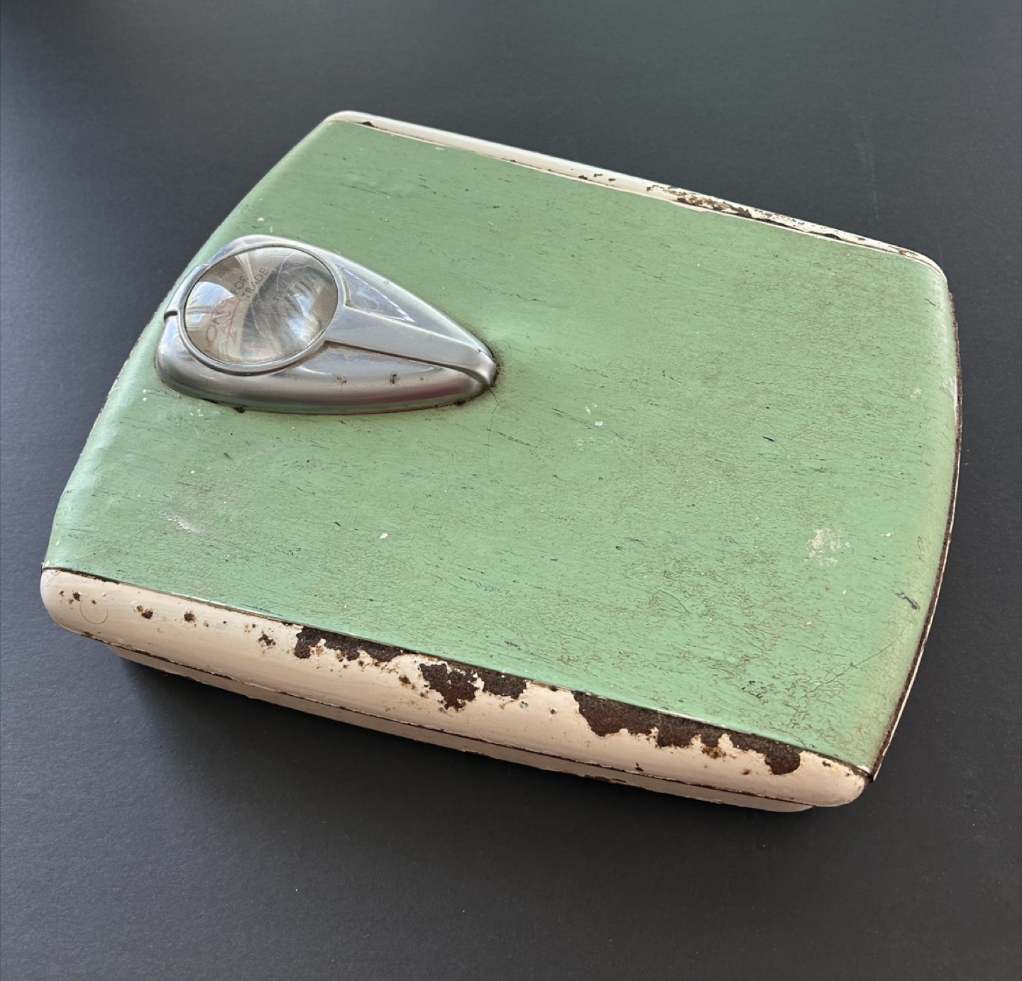 Vintage Borg-Erickson Bathroom Scale - photo 2