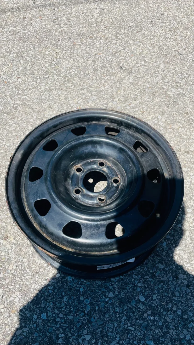 4 x 16x6.5 rim for sale or trade thumbnail