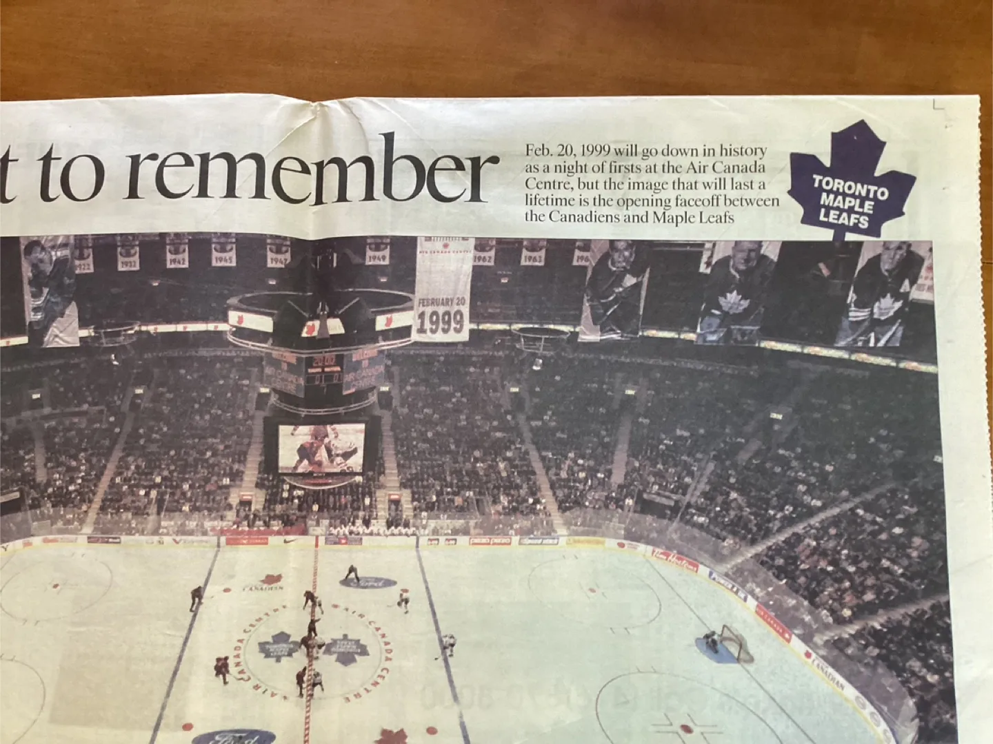 Feb 21-1999 TORONTO MAPLE LEAFS 1st Game @ The ACC ! image indicator(9)