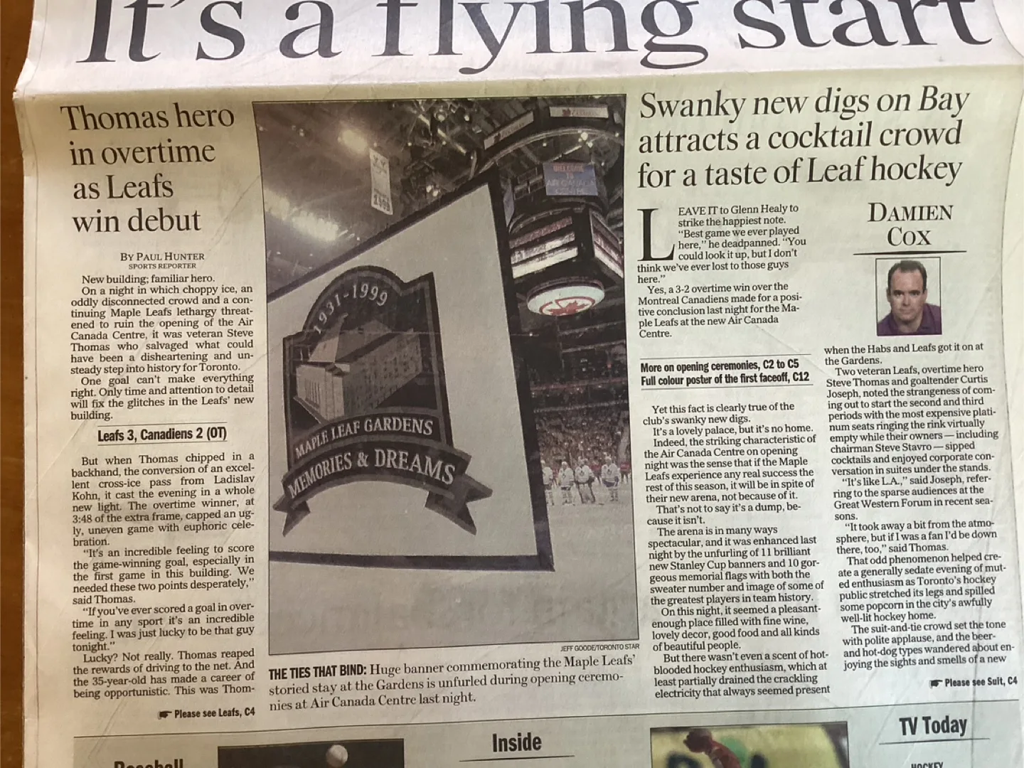 Feb 21-1999 TORONTO MAPLE LEAFS 1st Game @ The ACC ! image indicator(10)