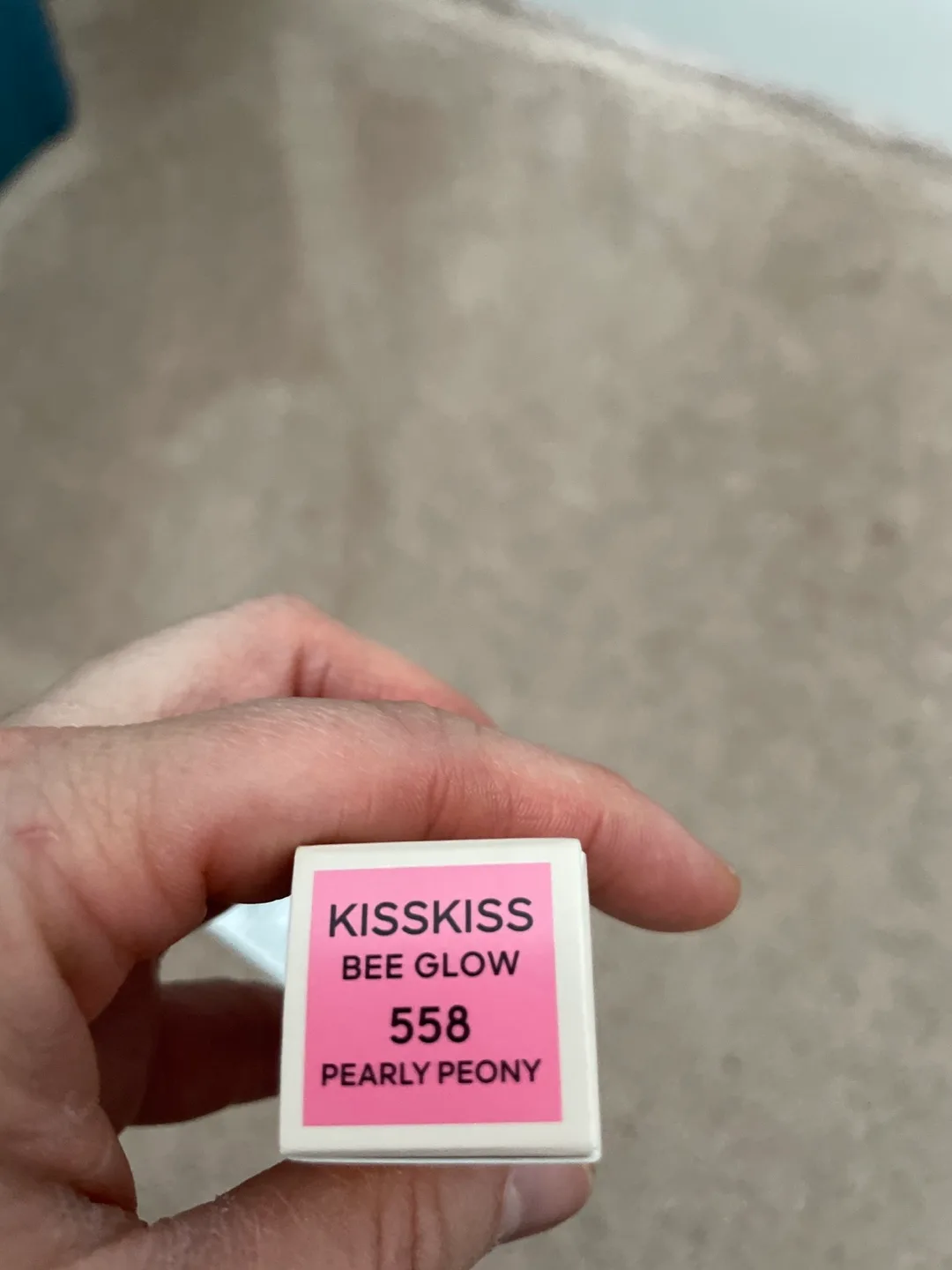 Guerlain KissKiss Bee Glow Balm 558 Pearly Peony image indicator(2)