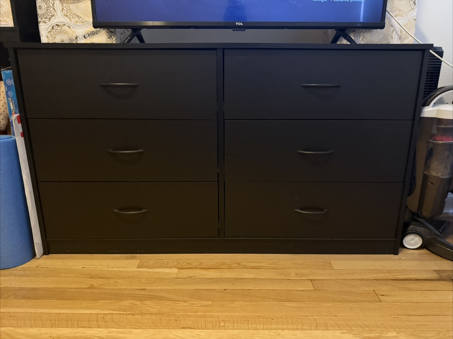 Black 6-Drawer Dresser - photo 2