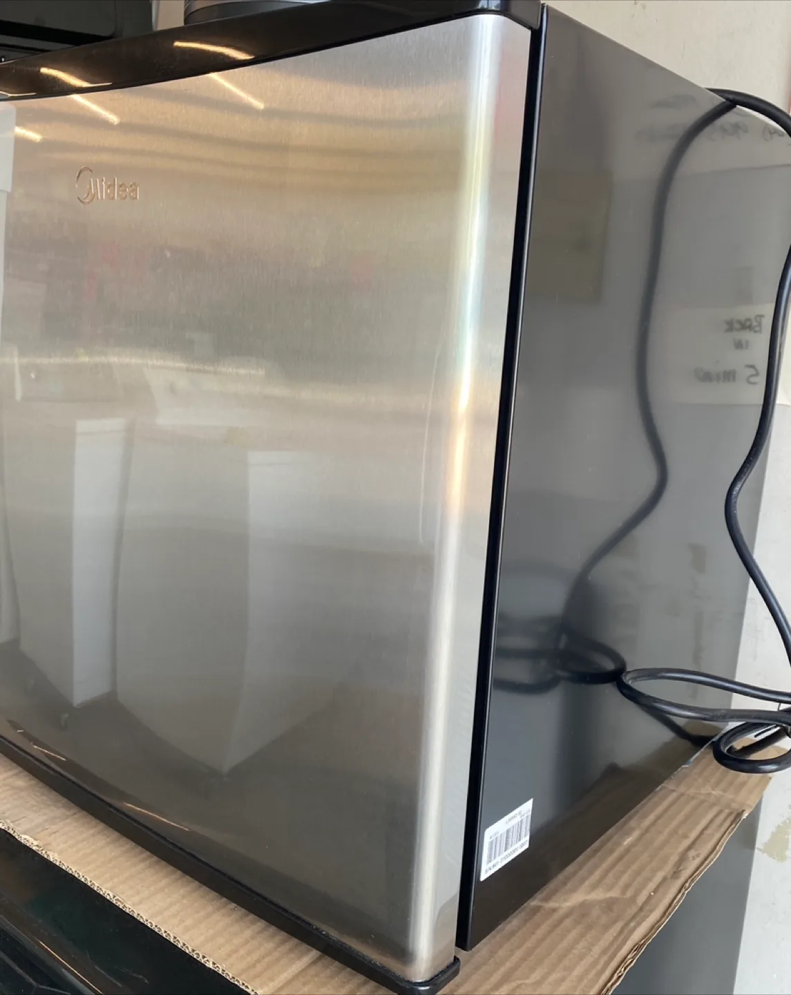 small FRIDGE thumbnail