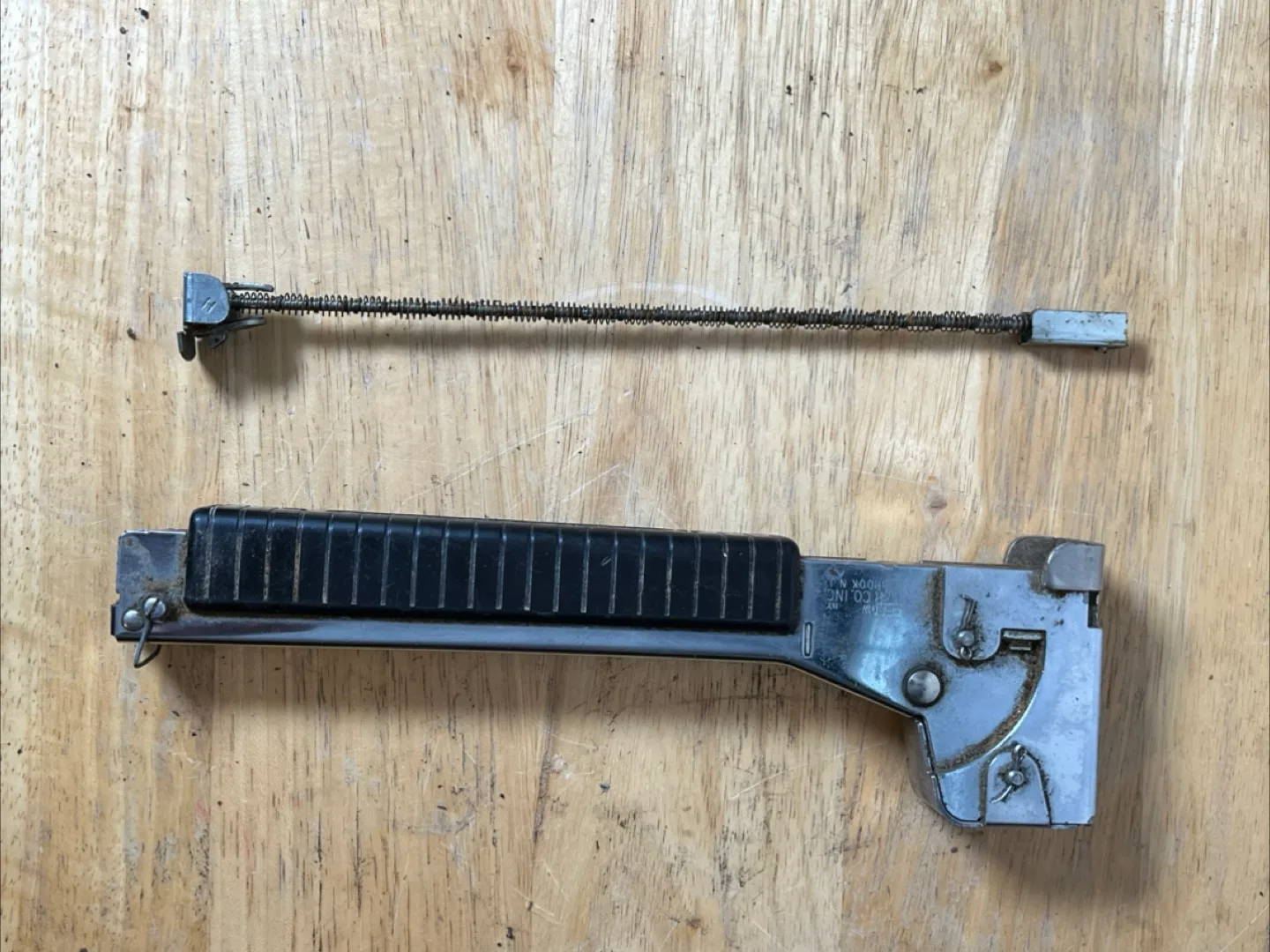 Arrow T50 Stapler image indicator(4)