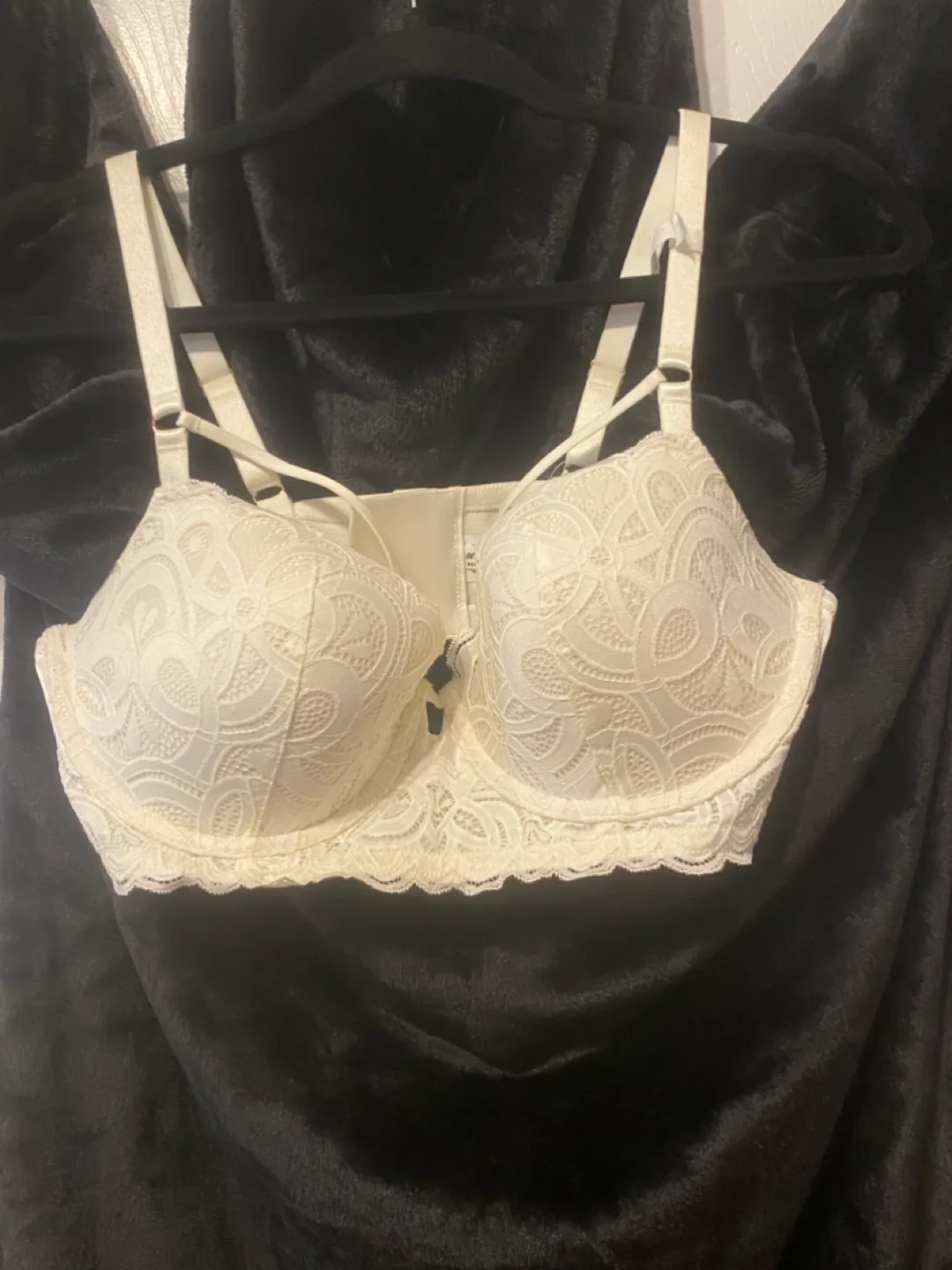 Arie lace bra thumbnail