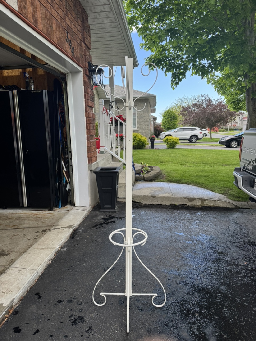 Vintage White Metal Coat Rack - photo 2