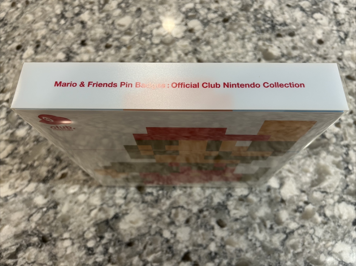2011 Club Nintendo Mario & Friends Pin Badge Set - photo 3