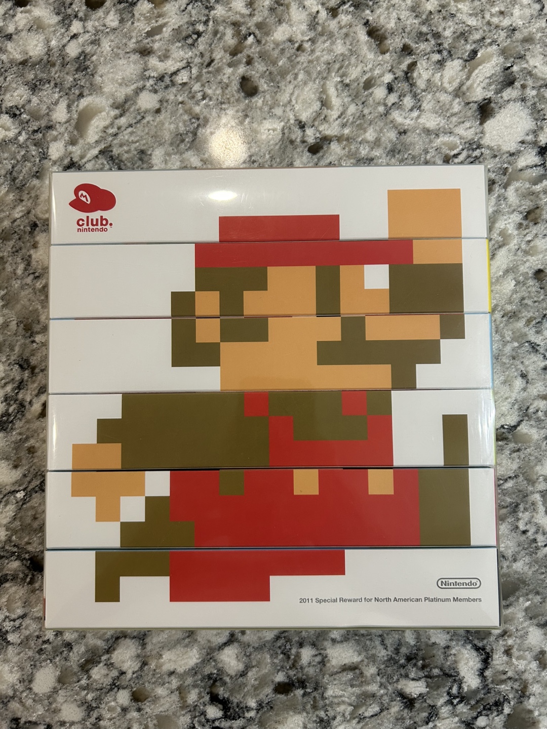 2011 Club Nintendo Mario & Friends Pin Badge Set
