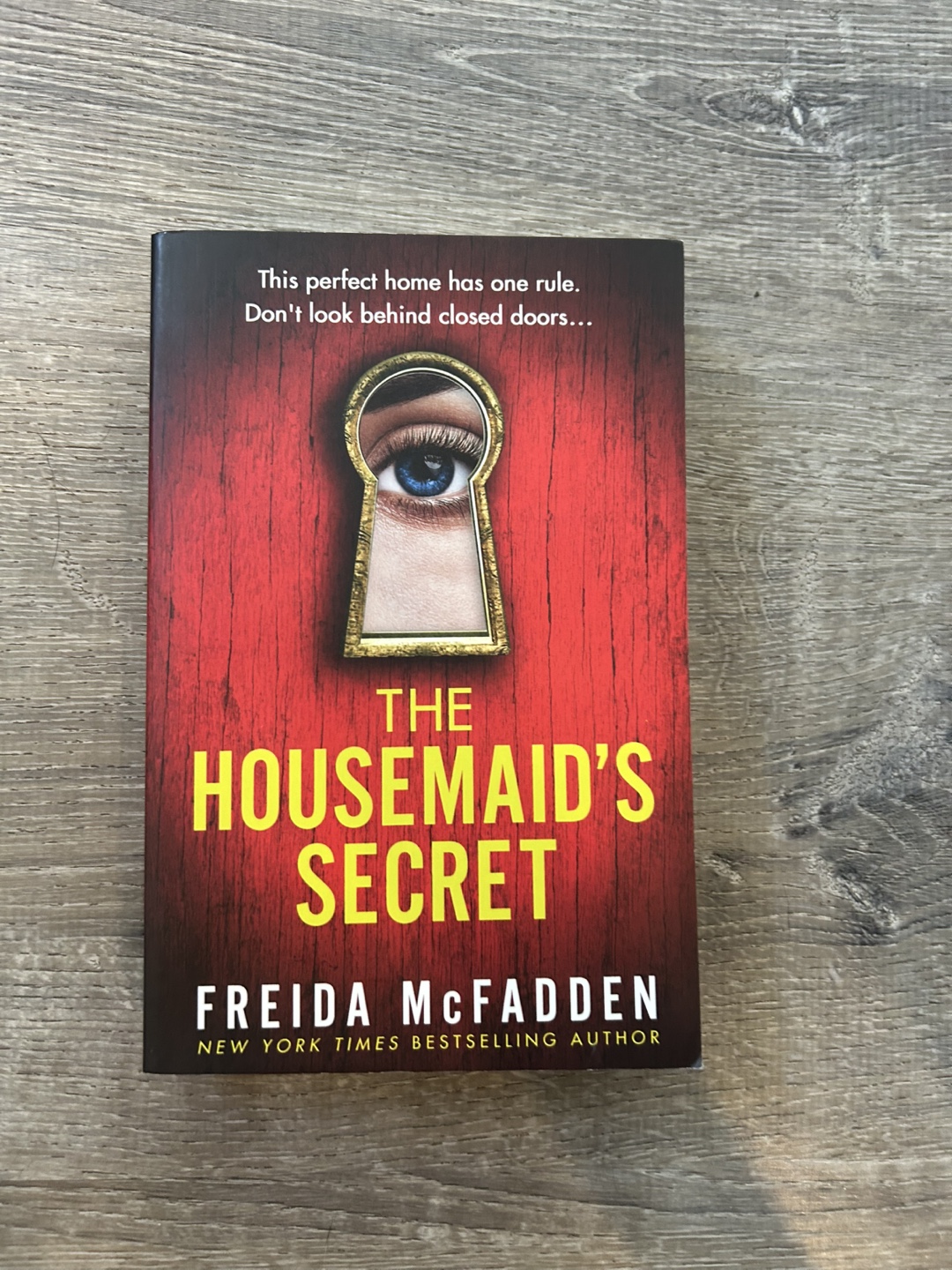 The Housemaid's Secret by Freida McFadden - Paperback Book