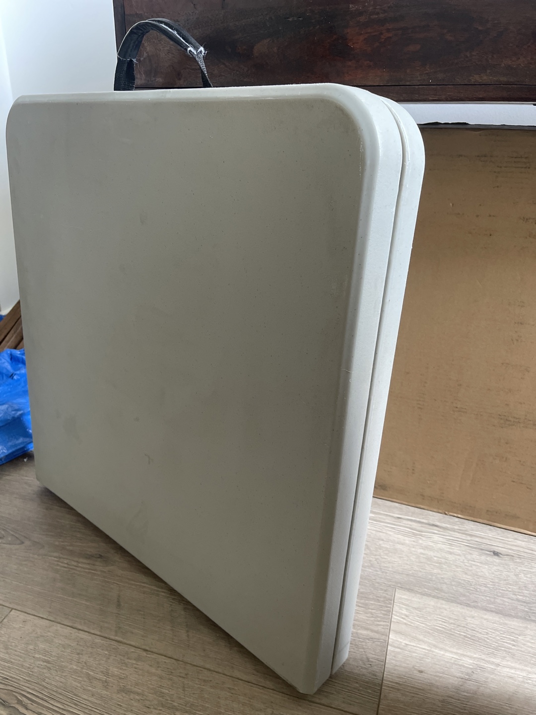 Portable Folding Table - Great for Small Spaces - photo 2