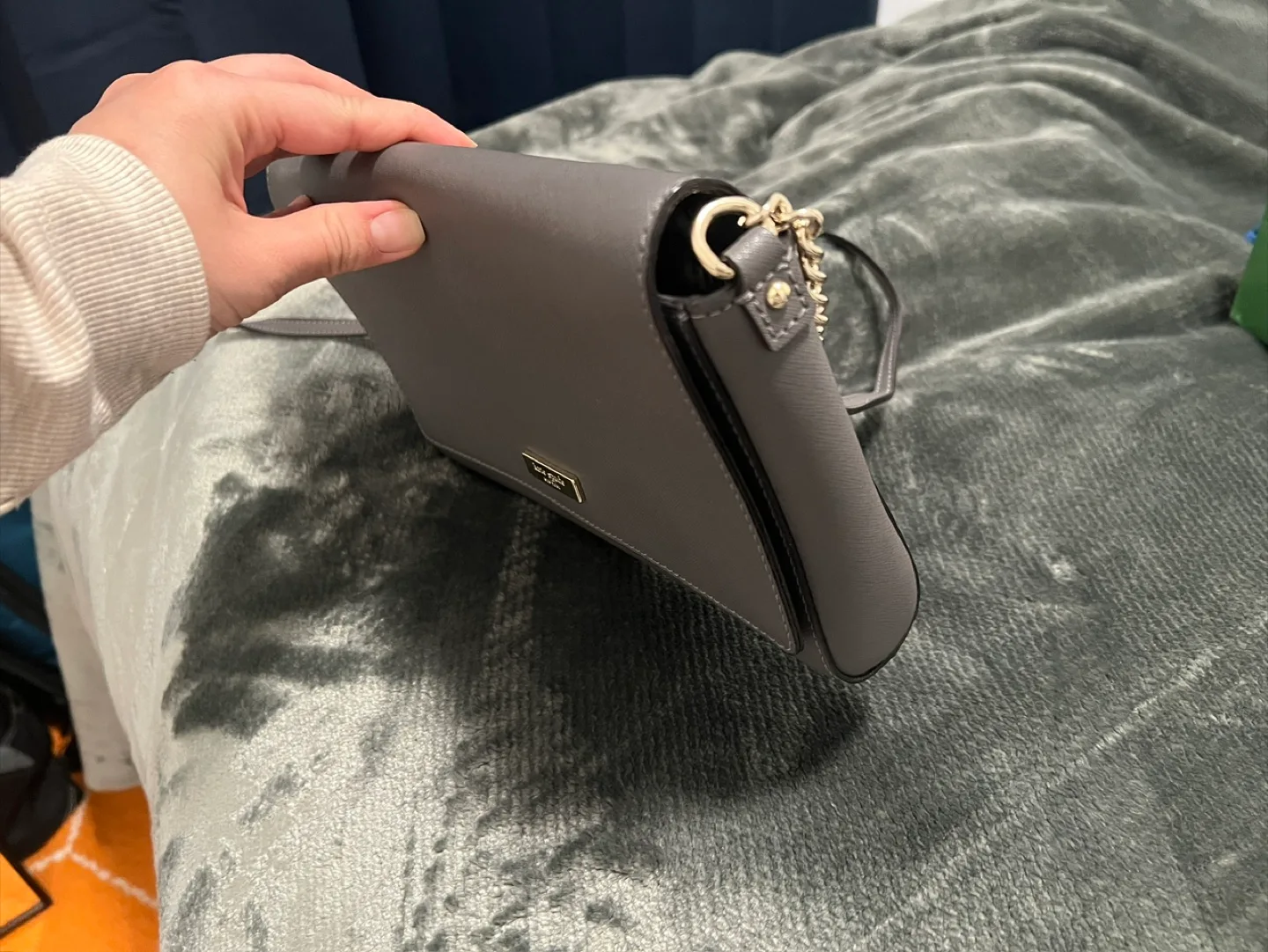 Kate Spade New York Grey Crossbody Bag image indicator(3)