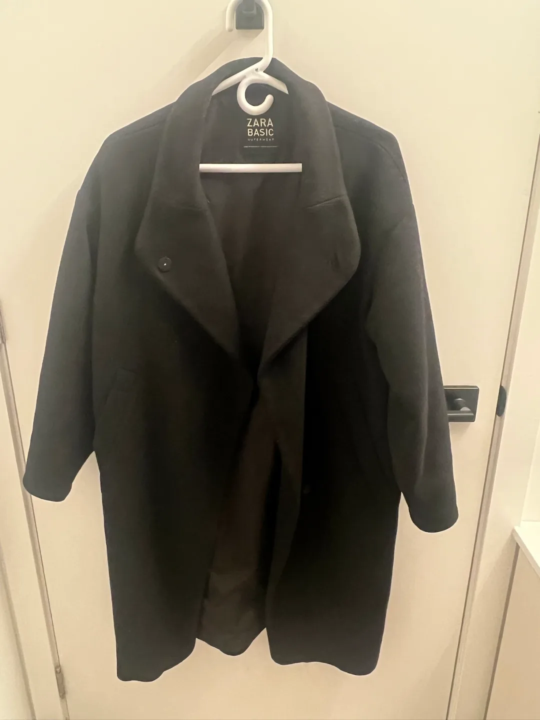 Zara Basic Black Wool Coat thumbnail