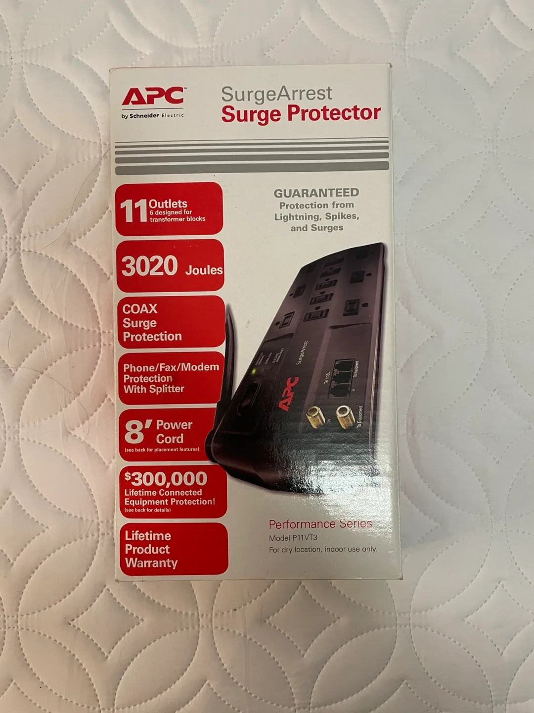 APC 11-Outlet Surge Protector thumbnail