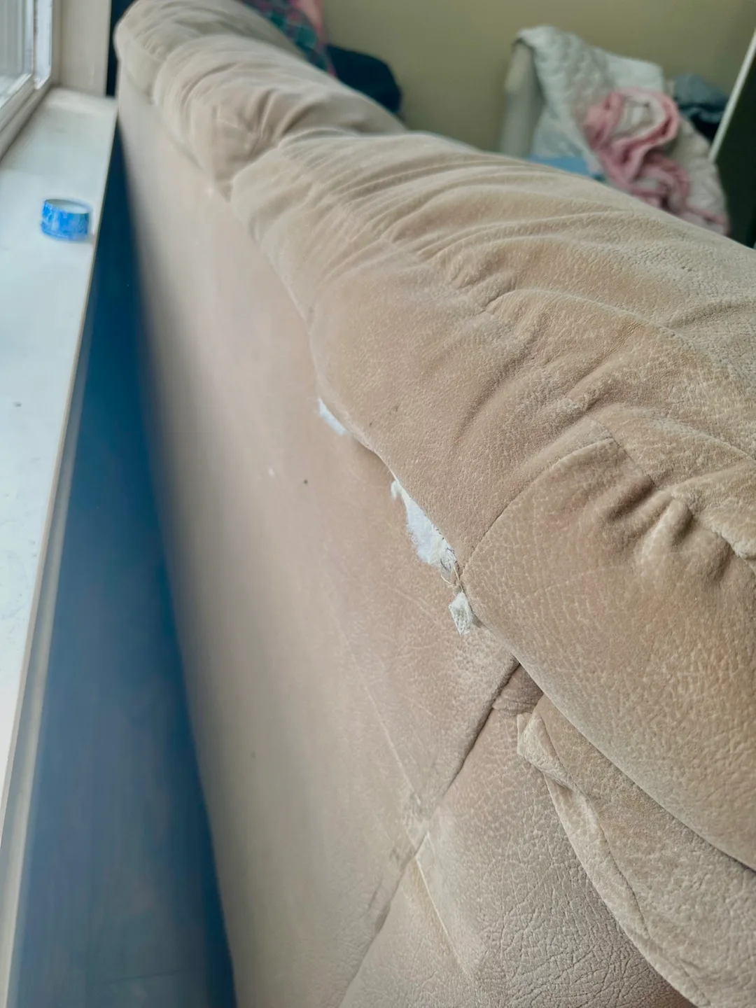 ⭐️Free⭐️Beige Three-Seater Sofa image indicator(4)