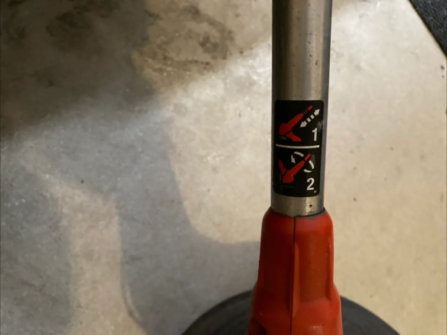 Black & Decker Cordless String Trimmer image indicator(5)