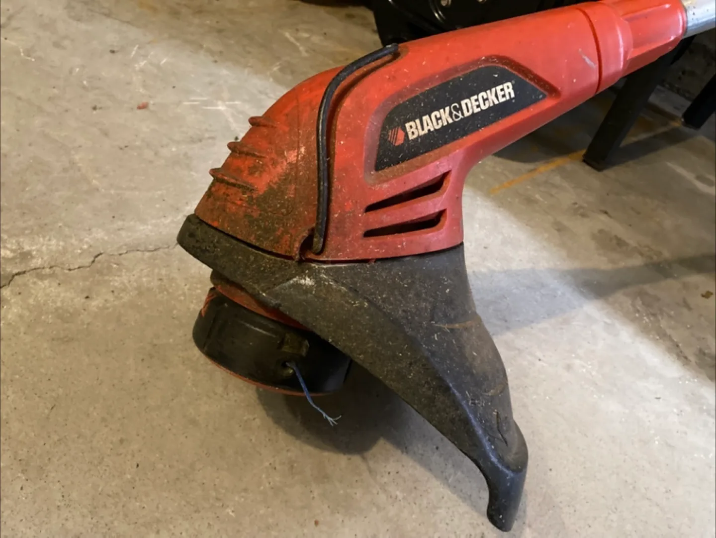 Black & Decker Cordless String Trimmer image indicator(3)