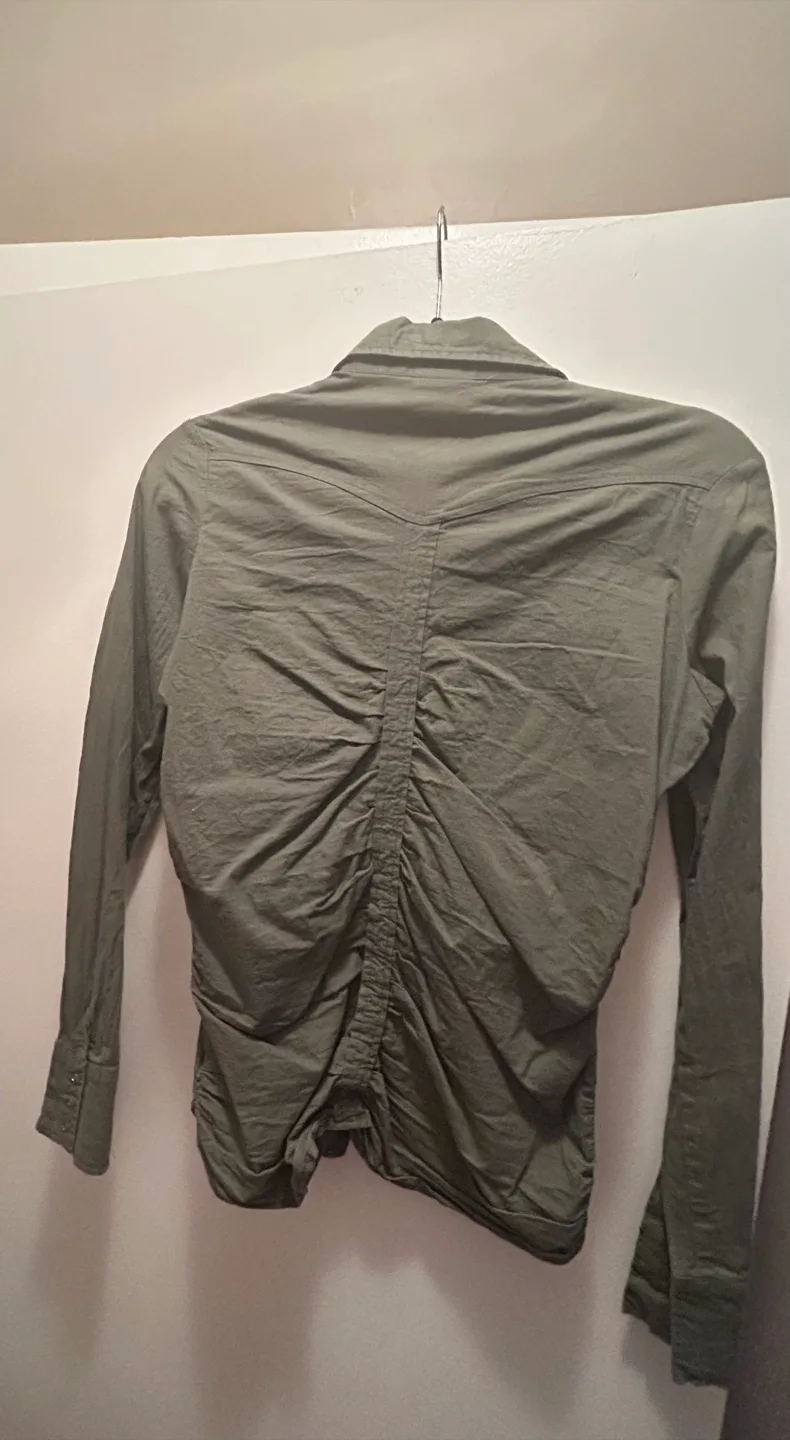 Long Sleeve Button-Up Shirts with ruching detail image indicator(3)