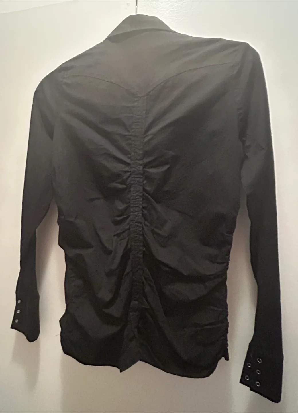 Long Sleeve Button-Up Shirts with ruching detail image indicator(6)