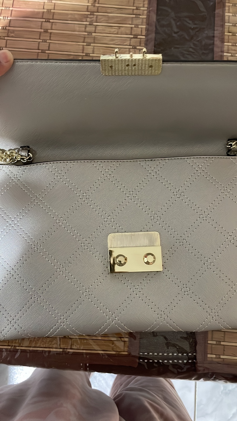 Guess Quilted Chain Bag - photo 2