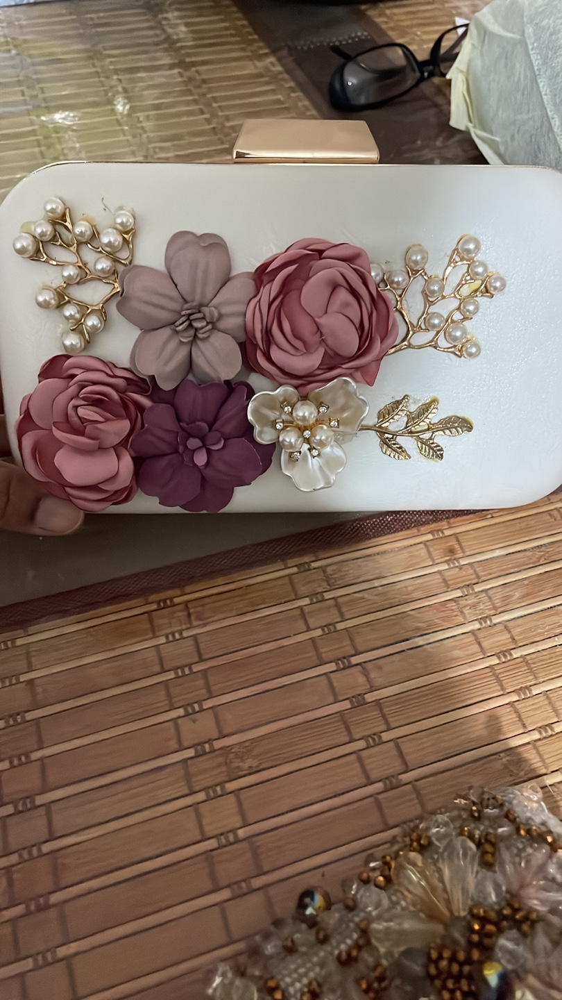 Floral Embellished Clutch - photo 2