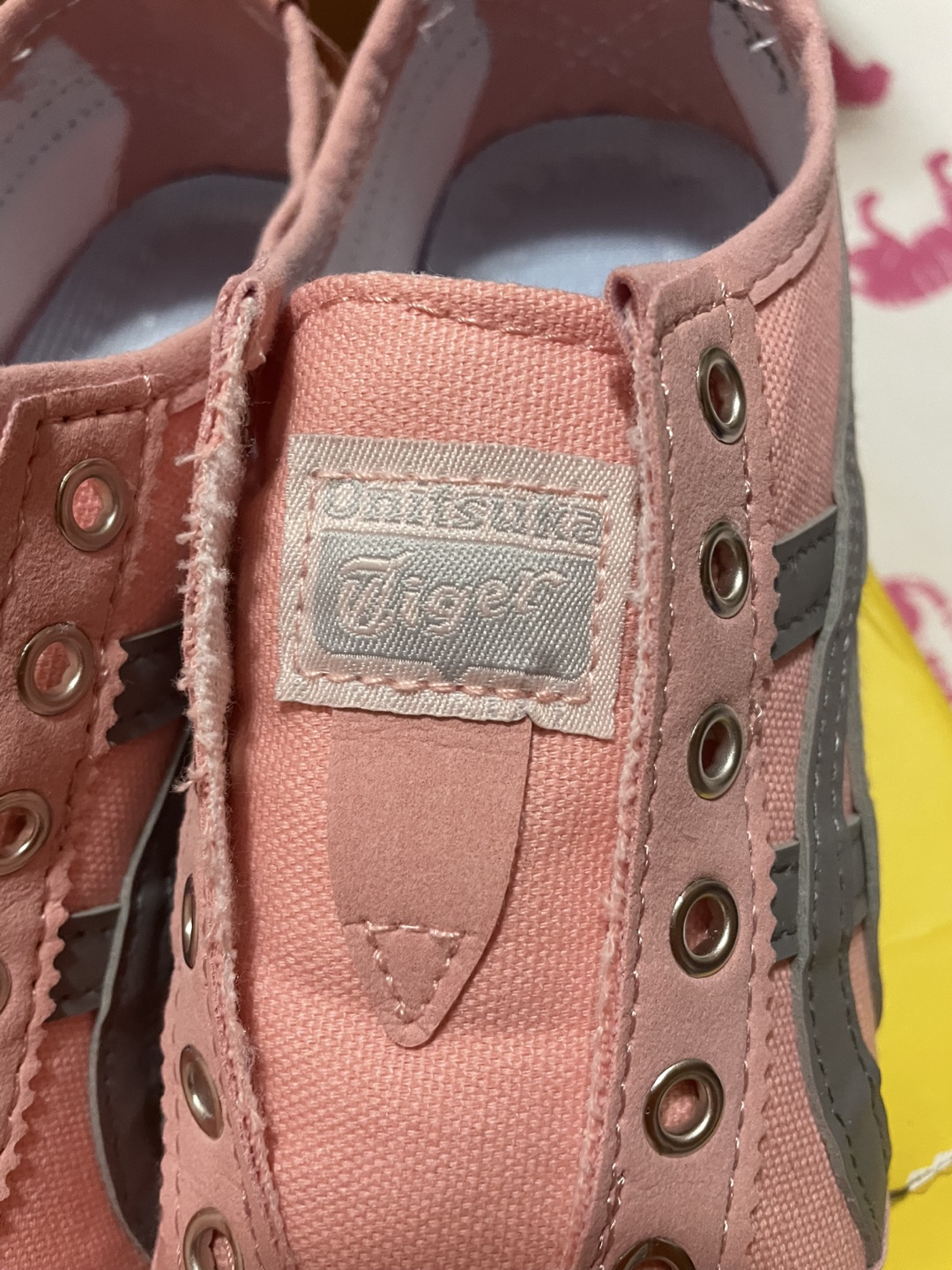 Onitsuka Tiger slip-on sneakers - size US 7 - photo 3