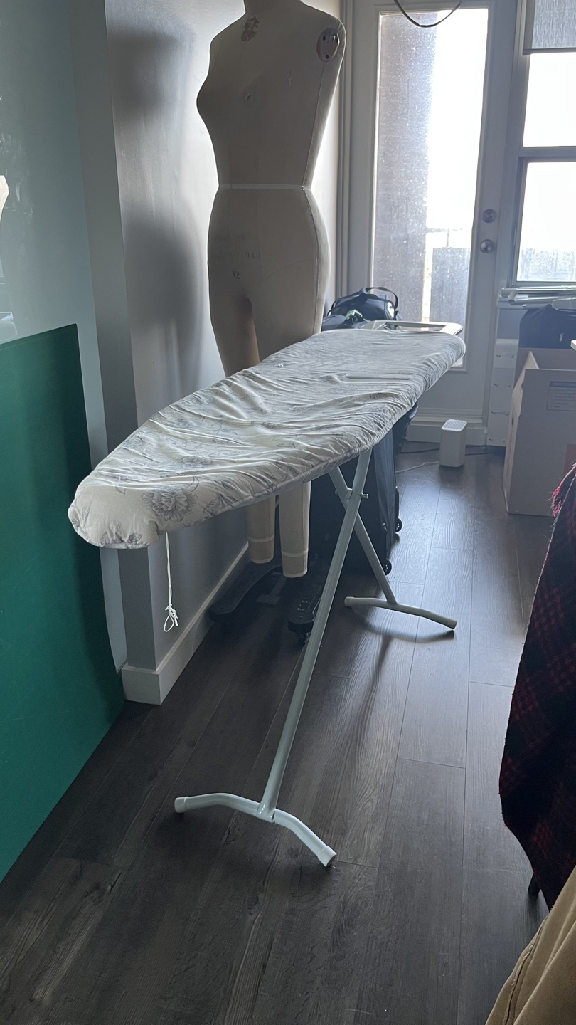 Ironing Board with Floral Cover - photo 3
