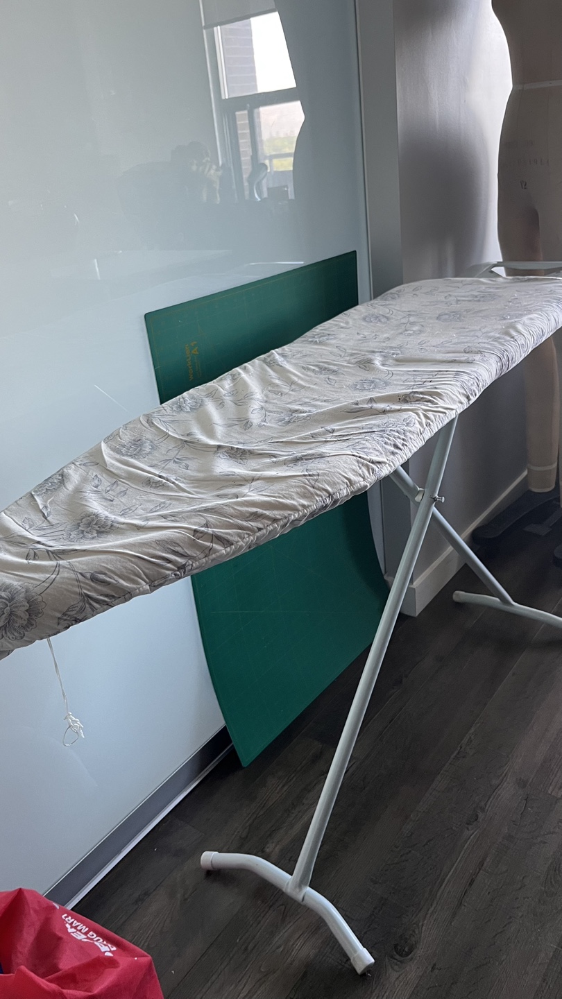 Ironing Board with Floral Cover - photo 2