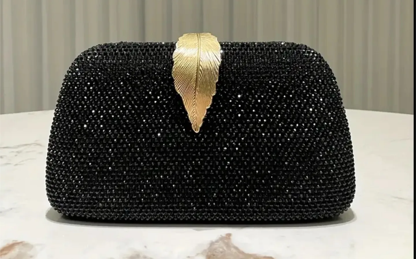 Elegant Rhinestone & Pearl Evening Clutch image indicator(7)