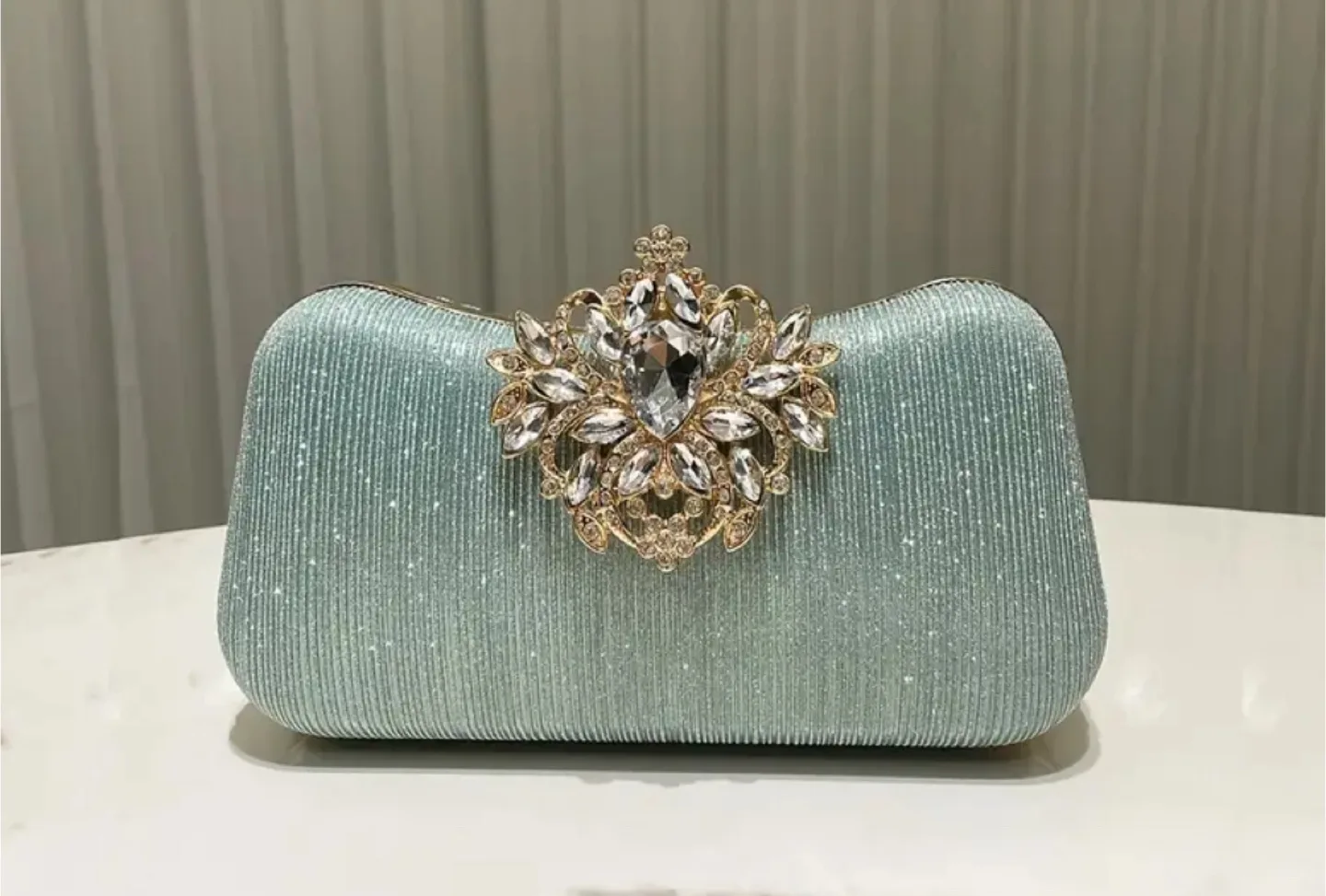 Elegant Rhinestone & Pearl Evening Clutch image indicator(9)