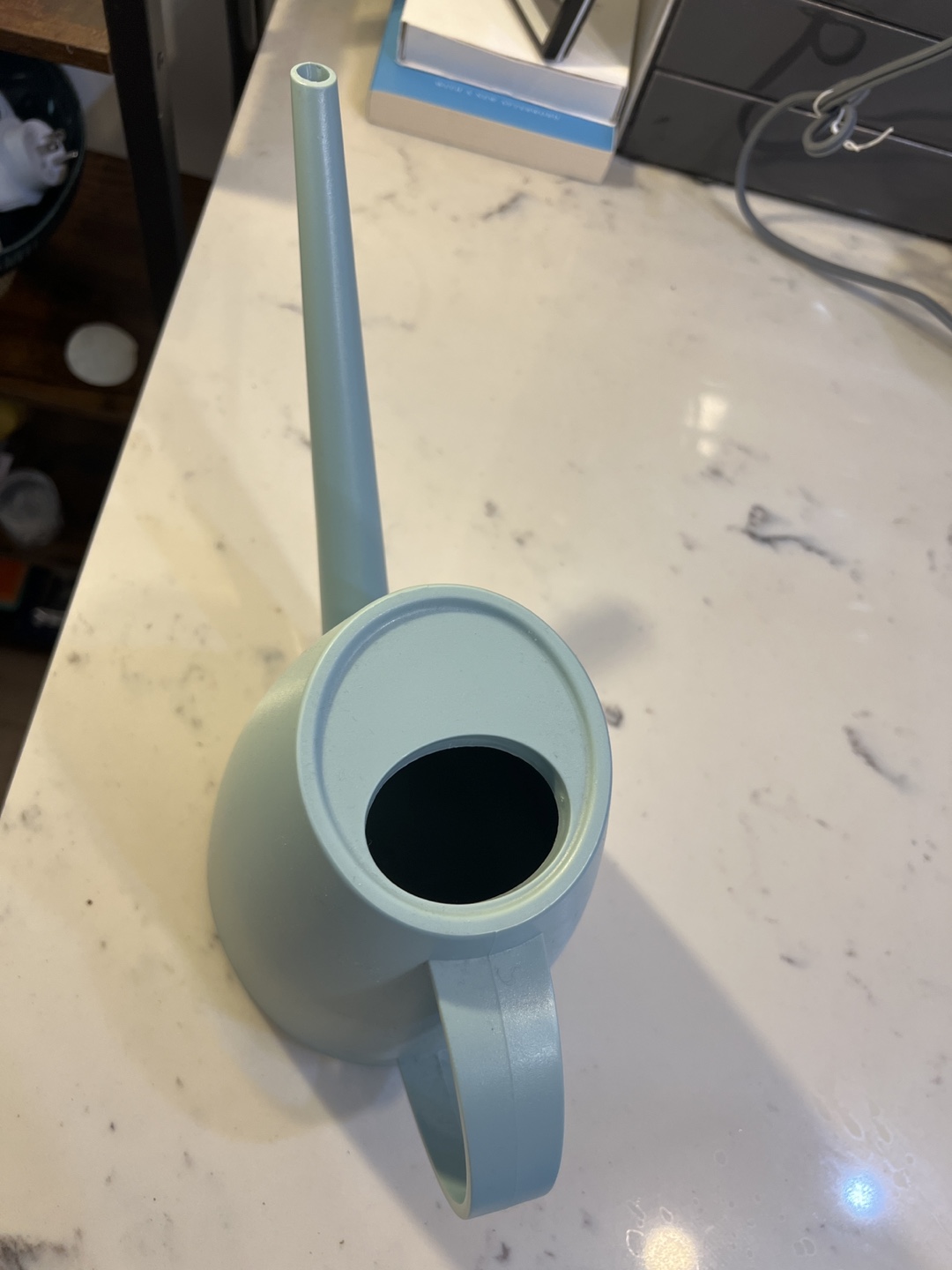 Light Green Plastic Watering Can - photo 2