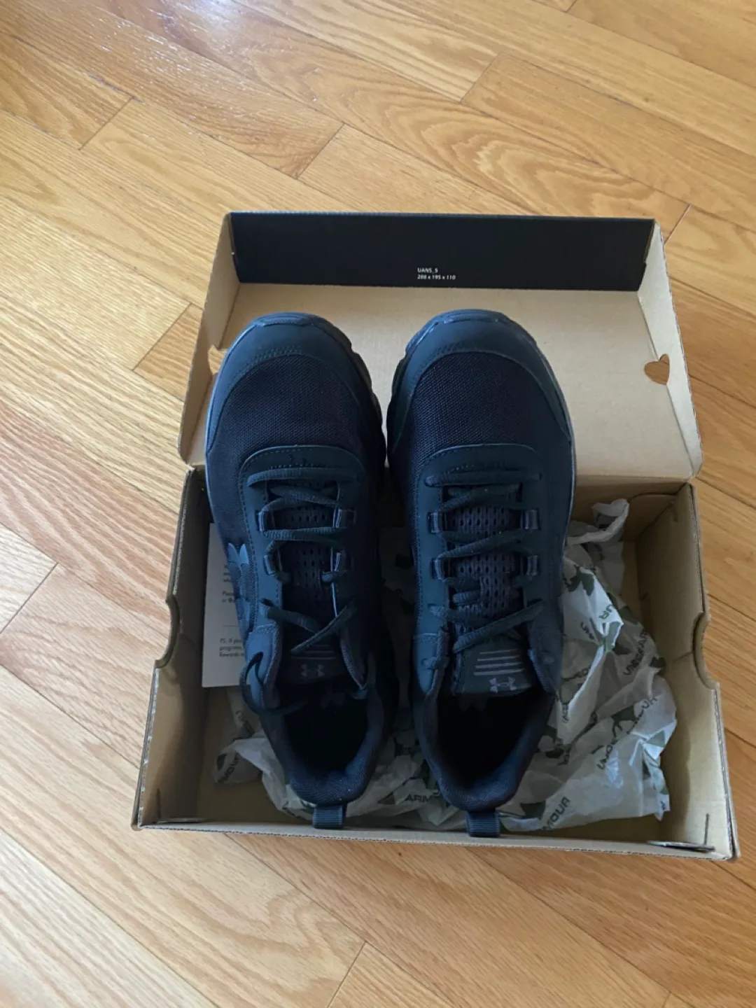 Under Armour Men's Black Training Shoes - Size 7 US image indicator(2)