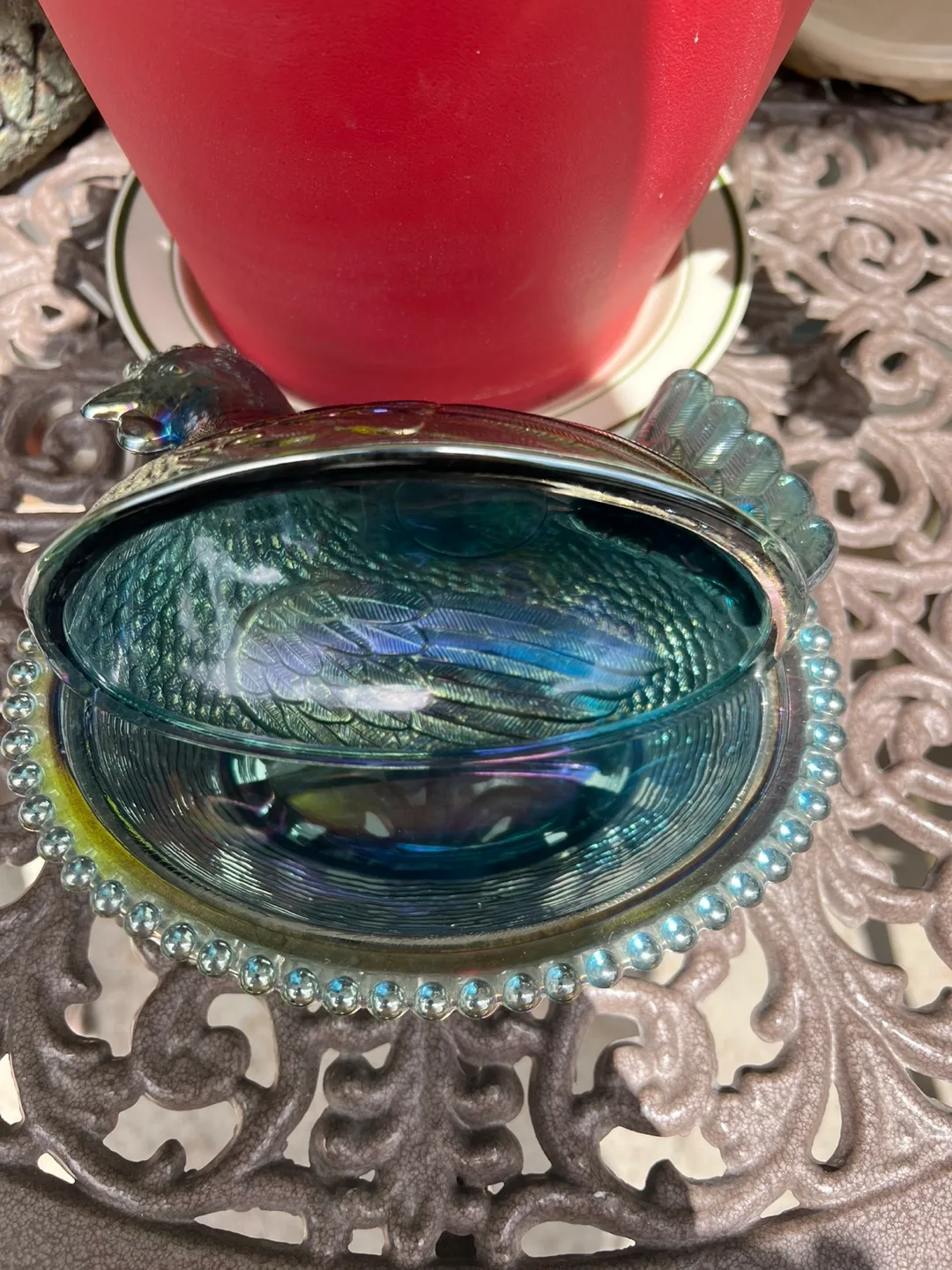 Vintage iridescent glass hen-shaped butter dish image indicator(3)