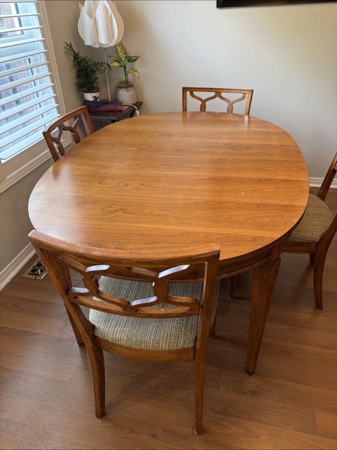Wood Oval Dining Table with Four Chairs