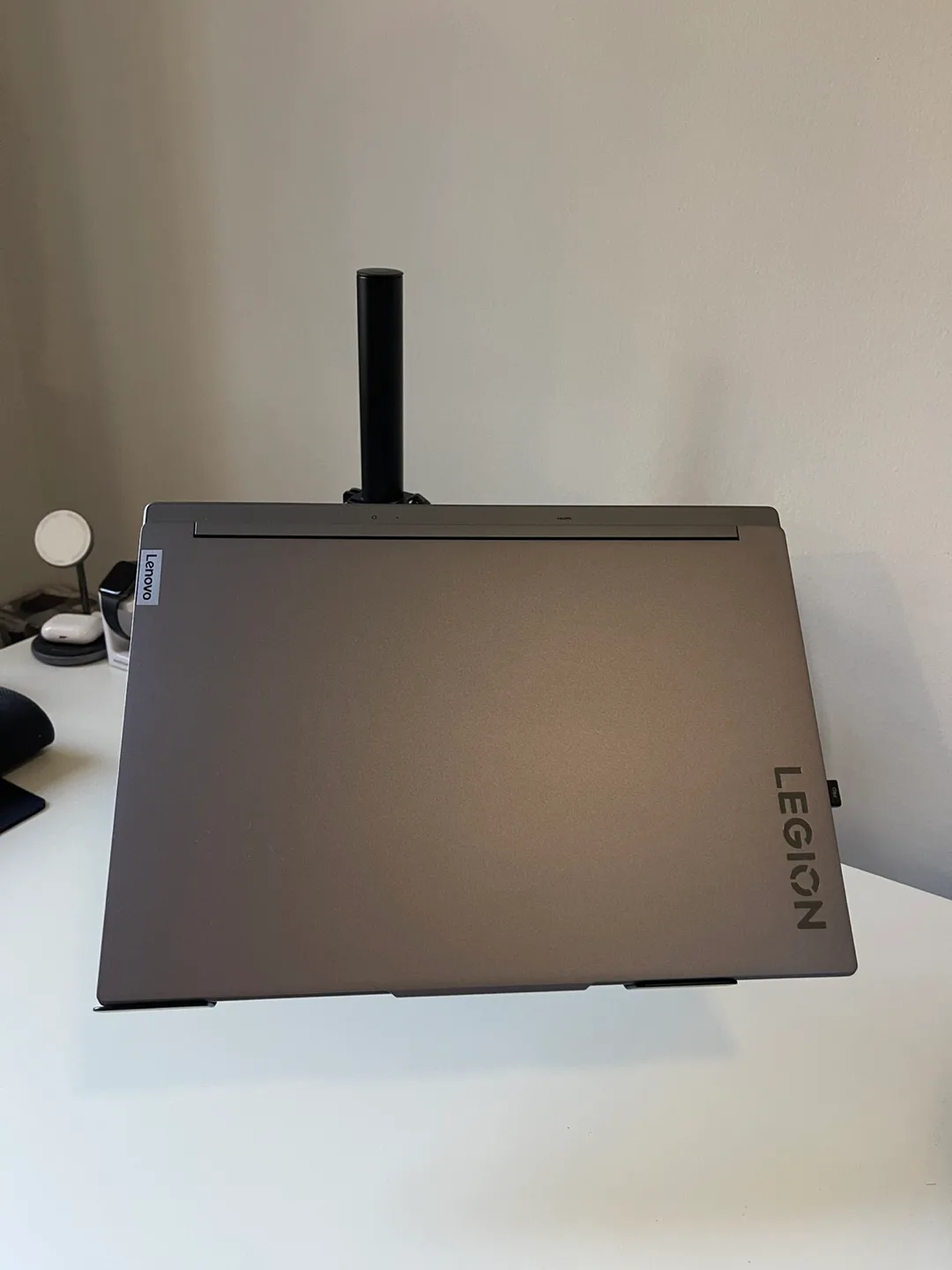 Laptop stand thumbnail