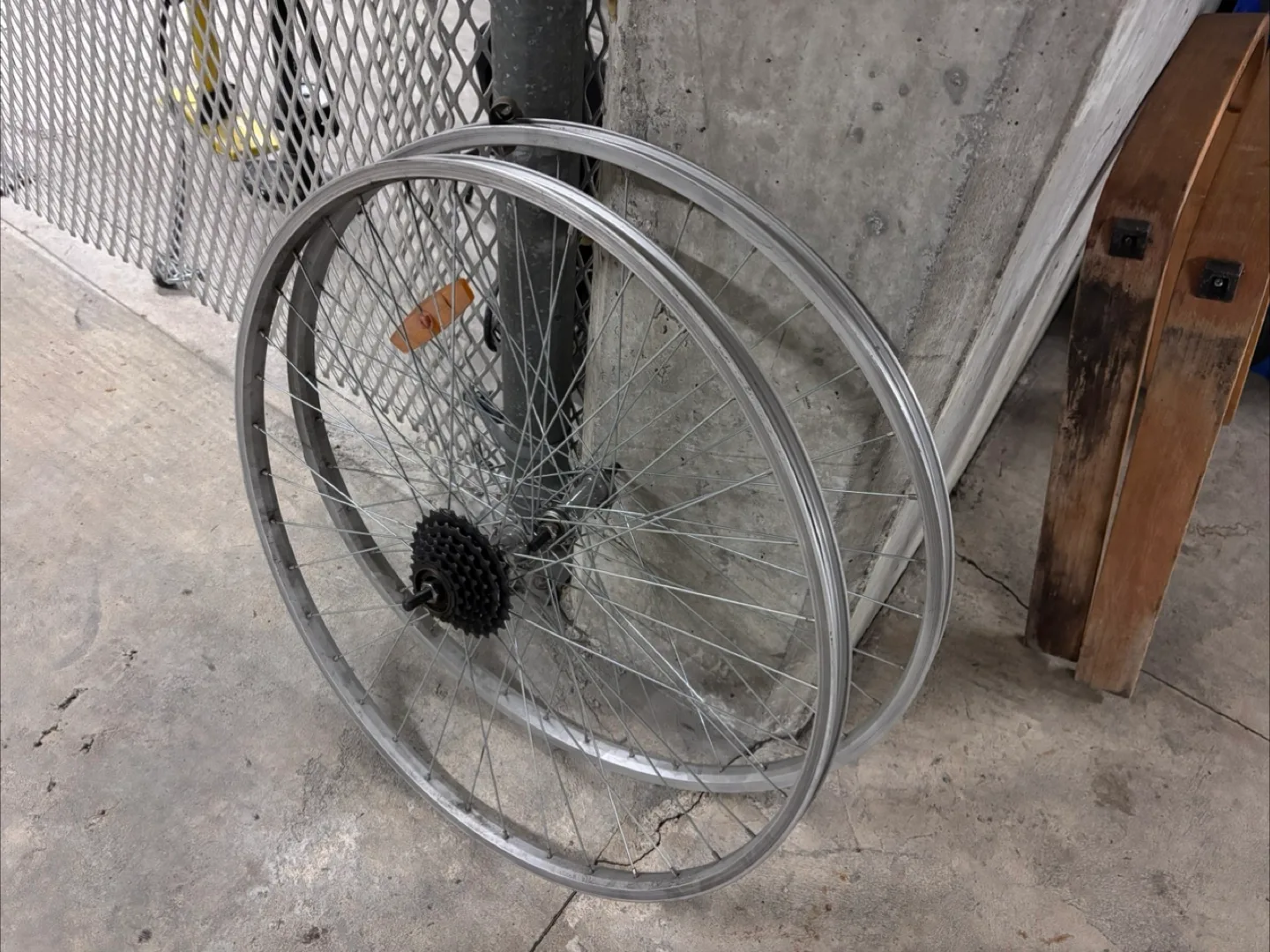 Pair of Used Bicycle Wheels - Upcycling Project image indicator(2)