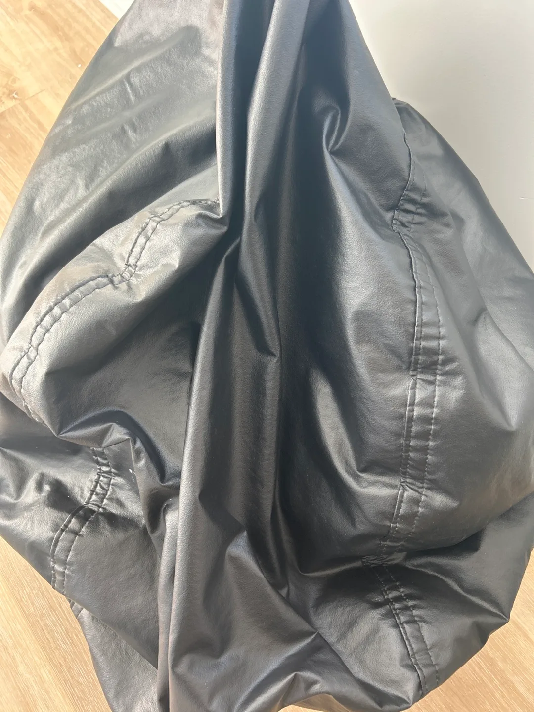 Bean bag and White Metal Rolling Garment and Shoe Rack image indicator(6)