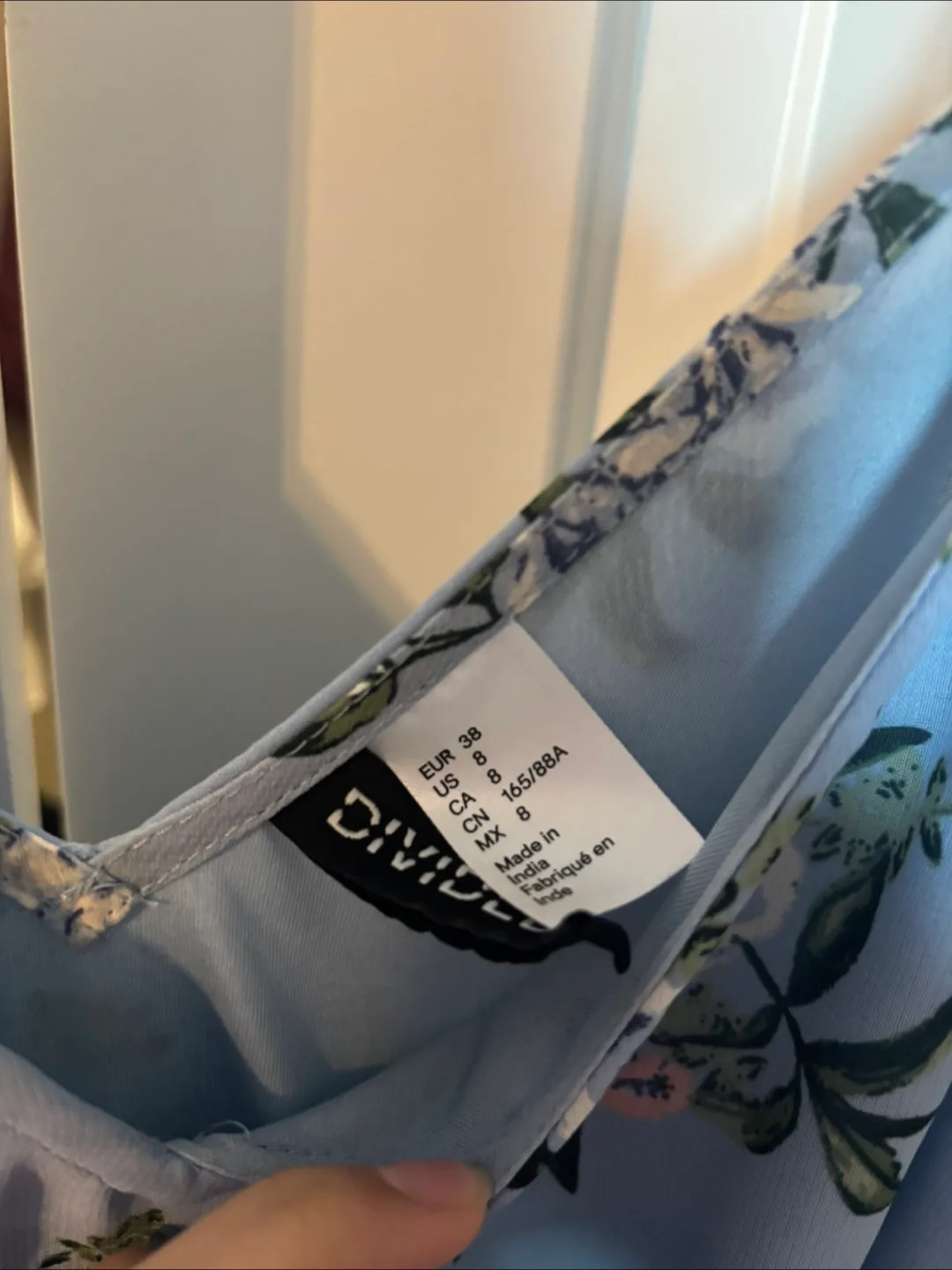 H&M Floral Maxi Dress image indicator(7)