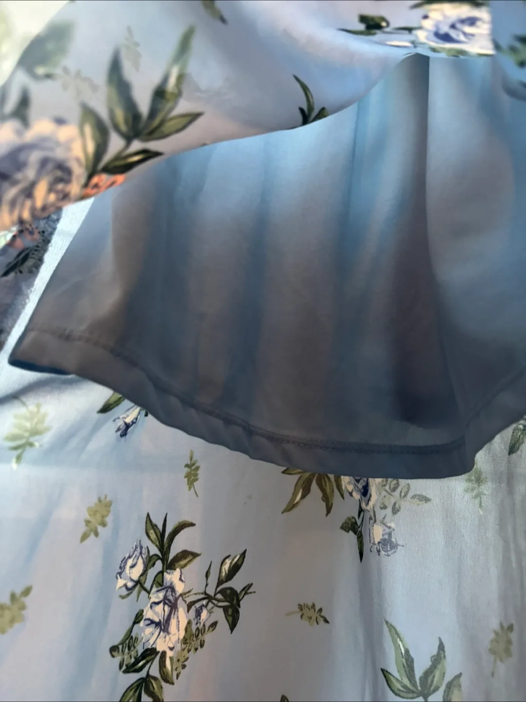 H&M Floral Maxi Dress image indicator(6)