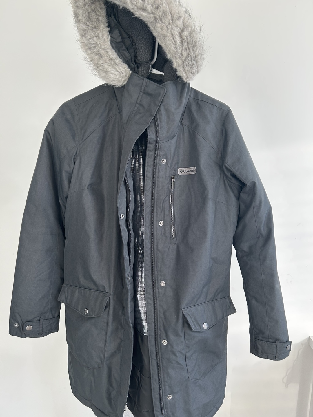 Columbia Women's winter Jacket Black - Size M
