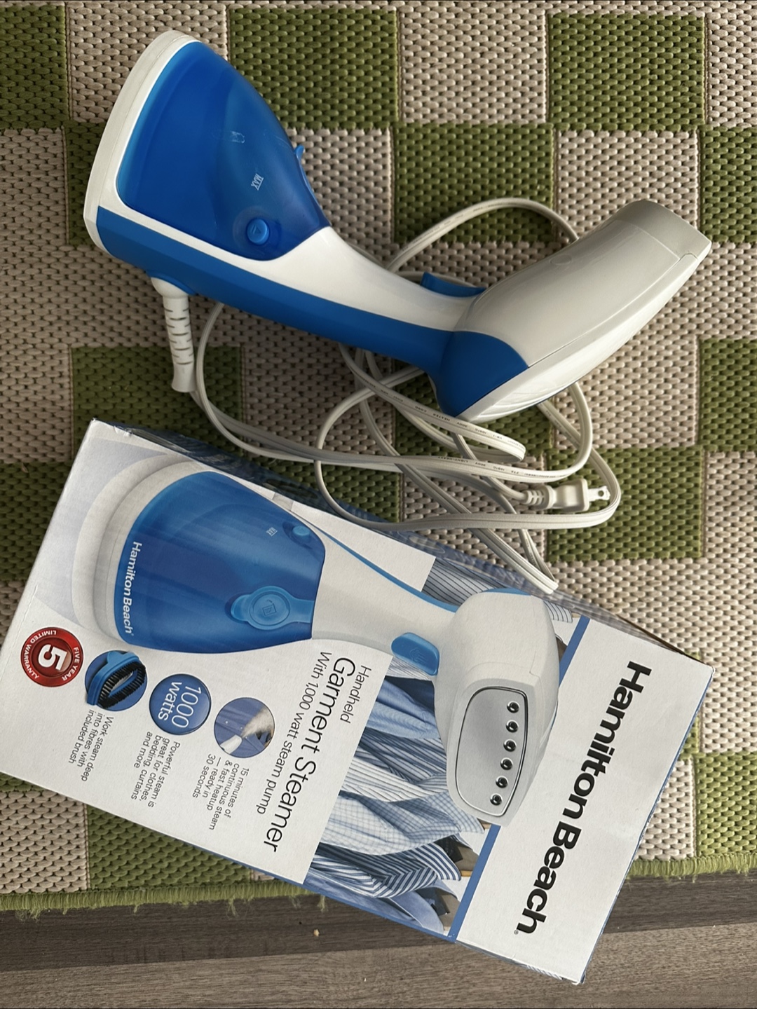 Hamilton Beach Handheld Garment Steamer - 1000 Watts - photo 2