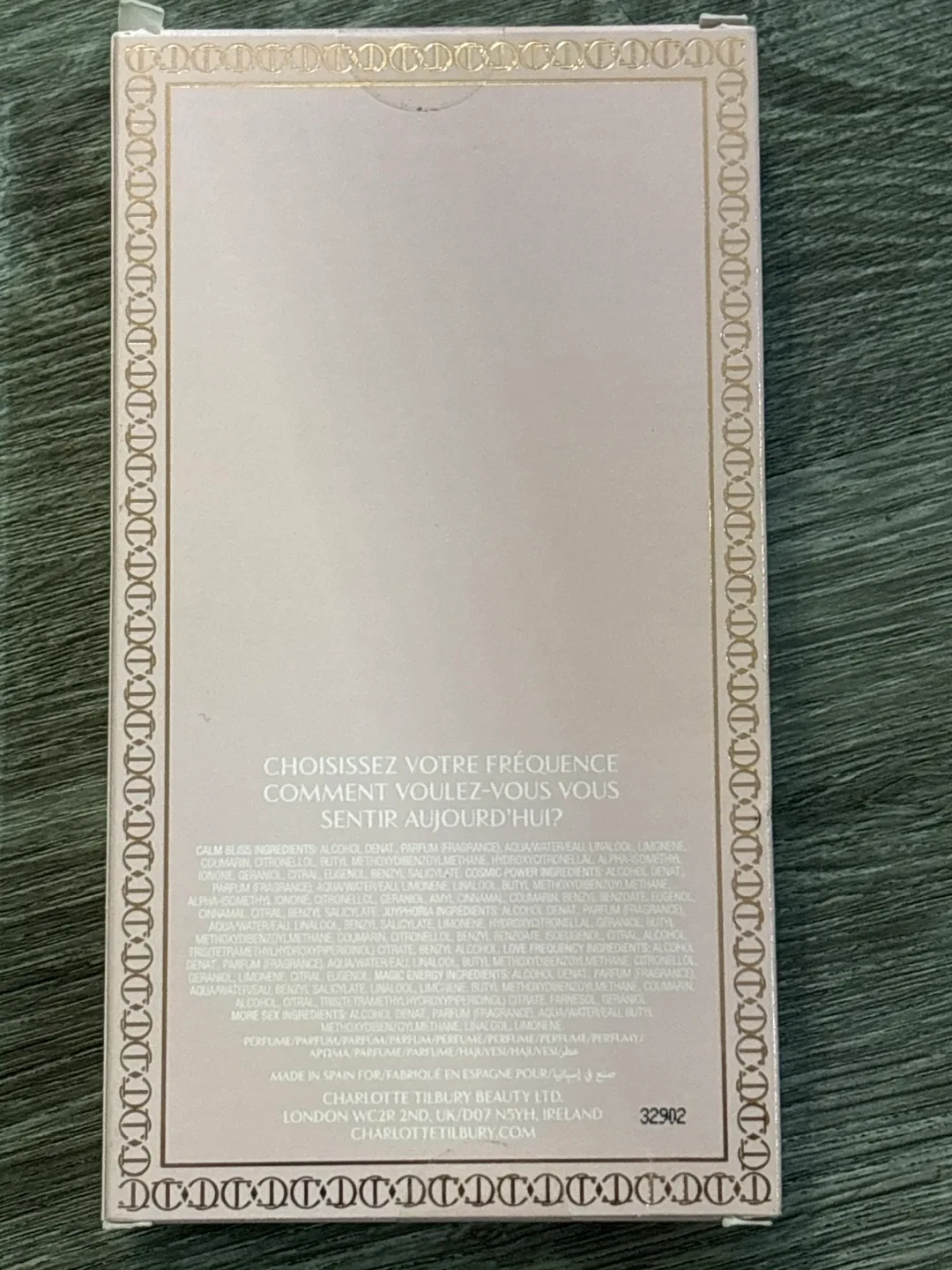 Charlotte Tilbury Perfume Discovery Set image indicator(2)